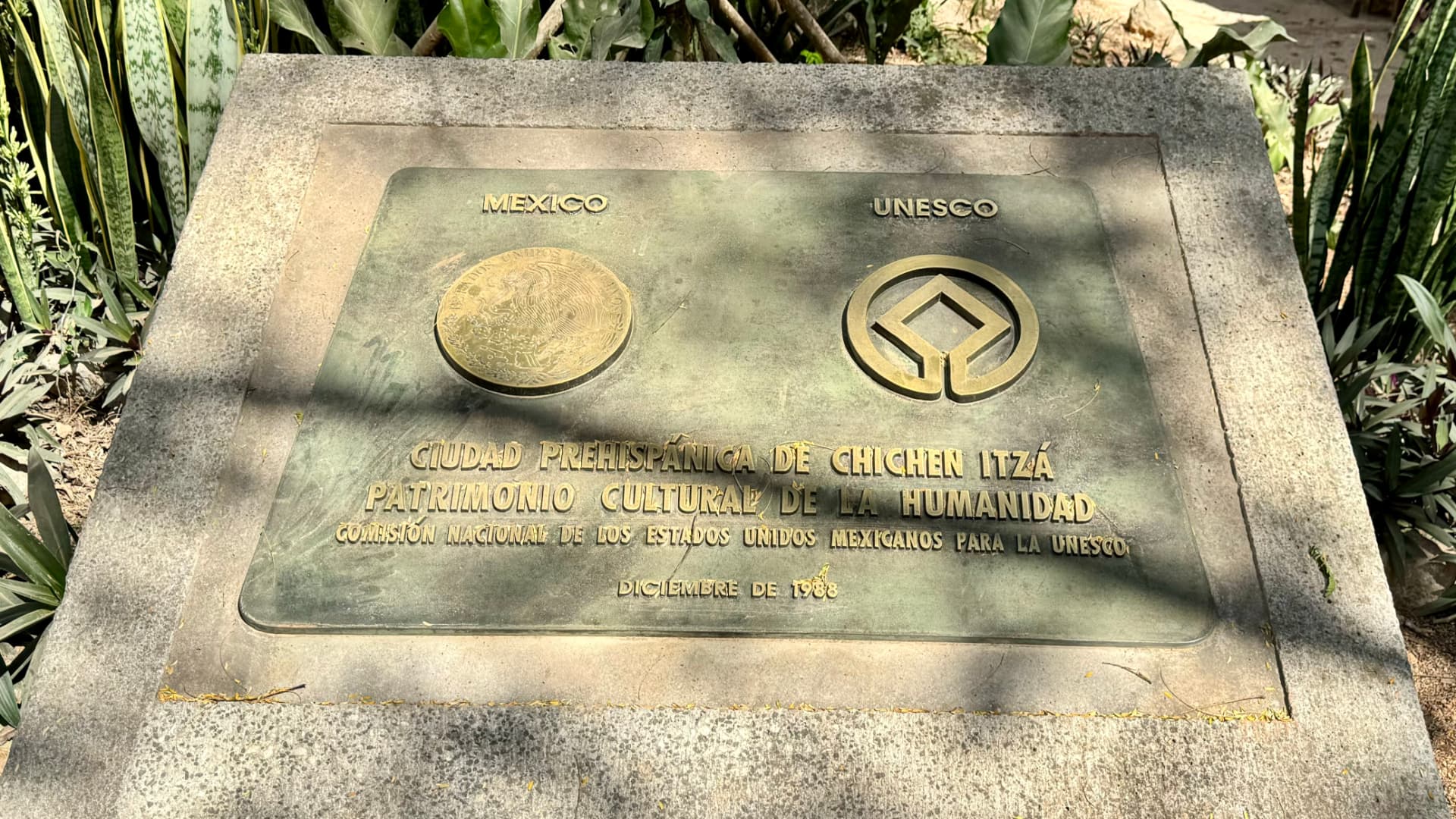 UNESCO World Heritage plaque for the pre-Hispanic city of Chichén Itzá